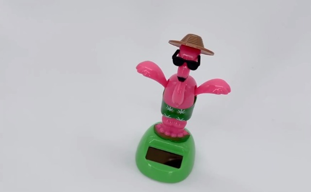 Amazon.com: YGMONER Flapping Wings Flamingo Solar Powered