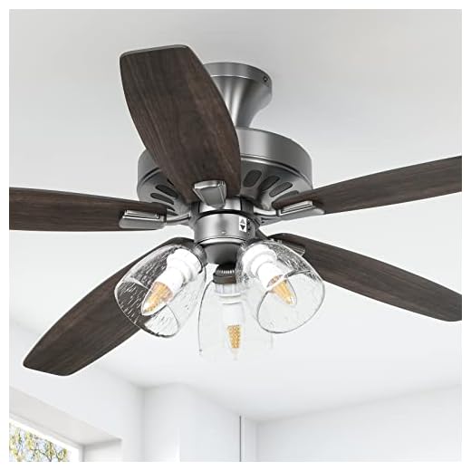 YITAHOME Farmhouse Ceiling Fan with Light and Remote, 52 Inch Low Profile Flush Mount Ceiling Fan with Clear Seeded Glass Light Kit, Quiet Reversible Motor, 3 Speed, Timer, Oak and Sliver