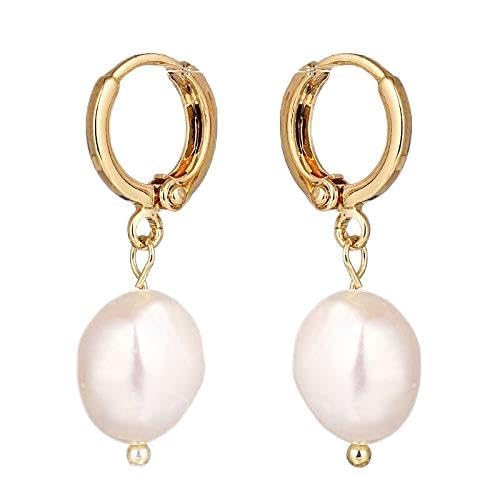 Boucles d'oreilles élégantes en perles d'eau douce au fini fin et prestigieux