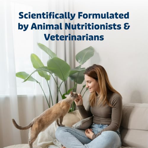 Blue Buffalo Bursts Paw-Lickin' Chicken Crunchy & Creamy Cat Treats, Great for Training, Made with Real Chicken, Natural Cat Treats Enhanced with Vitamins, Minerals & Other Nutrients, 5 oz. - Image 5