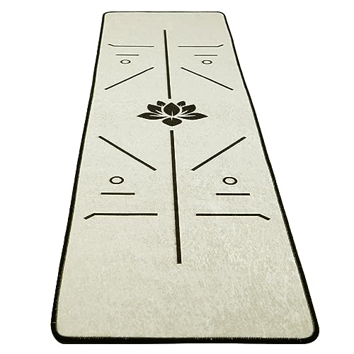 Tapis de yoga blanc pour créer un espace de méditation serein chez soi
