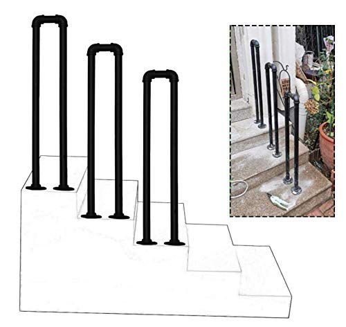 Rampe d'escalier extérieure en fer forgé contre les marches glissantes