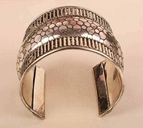 Image of Touchstone Indian Bollywood Desire Brass Base Exotic Workmanship Free Size Cuff Bracelet in Antique Gold Or White Or Copper Tone for Women.