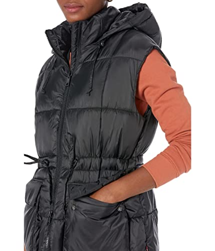 Image of Levi's Women's Quilted Megan Hooded Puffer Jacket
