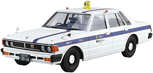 Aoshima Bunka Kyozai 1/24 The Model Car Series No.43 430 Cedric Sedan 200STD Personal Taxi Plastic Model Molded Color