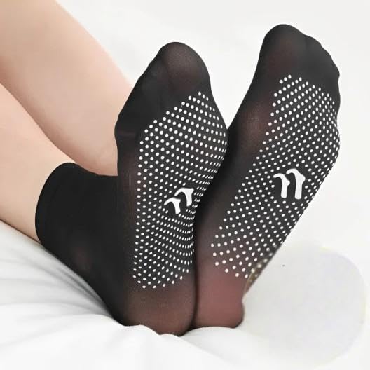 Women's Lace Ankle Socks - Soft Velvet, Non-Slip, Warm & Thick, Cozy Casual Home Socks with Silicone,Black4