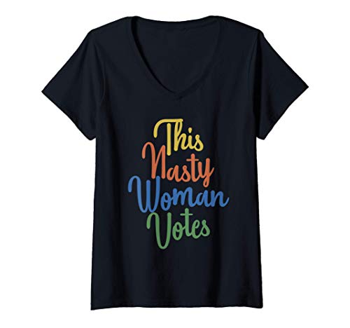 Mujer This Nasty Woman Votes Funny Biden Harris Election Camiseta Cuello V