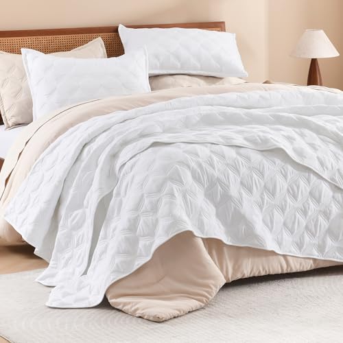 Image of Litanika White Oversized King Quilt Set Bedspread 120x120-3 Piece Lightweight Summer Coverlets Bedding Comforter Cover Bed Decor All Season(Super King - 1 Quilt, 2 Pillowcases)