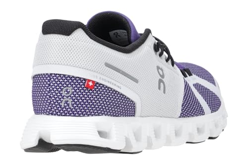 Image of On Women's Cloud 5 Sneakers