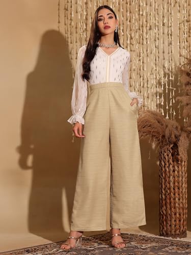 Image of Miss Chase Women's Keyhole Neck Regular Sleeve Regular Length Jumpsuit with Pockets
