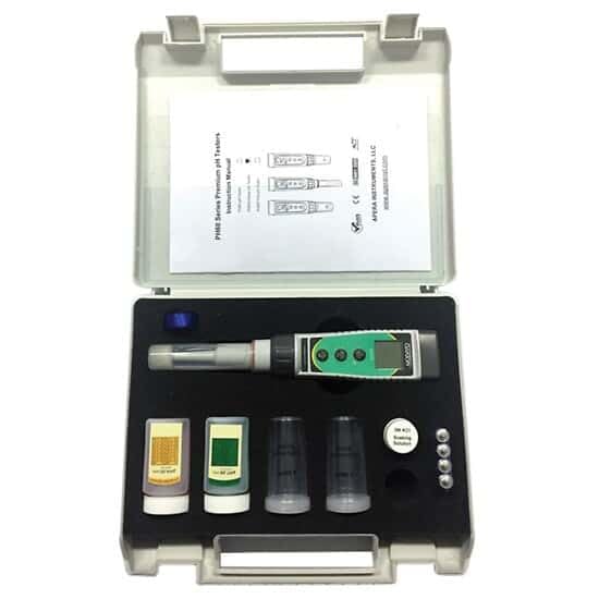 Image of Oakton pHTestr 5S Spear-Tip Waterproof Pocket Tester