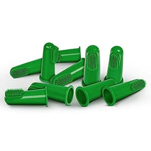 Vet’s Best Dog Toothbrush | Easy Teeth Cleaning for Dog Dental Care, Perfect for Dogs and Cats | Comes With 10 Soft…