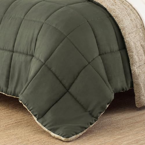 Image of Eddie Bauer - King Comforter Set, Microsuede Bedding with Soft Sherpa Reverse, 3 Piece Bed Set with Matching Pillowcases (Sherwood Green)