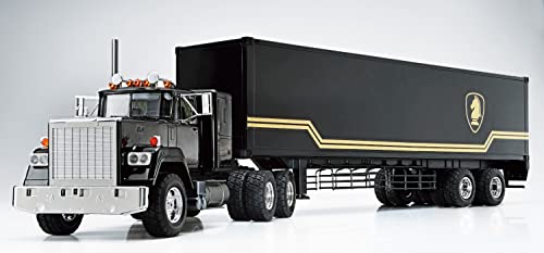 Maquette Knight Rider KR-05 Aoshima 1/28 : assemblage précis sans défaut d'ajustement
