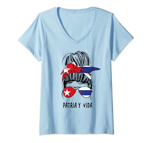 Mujer Patria-y-Vida Cuba Flag Shirt, Women Messy Hair Cuba Free Camiseta Cuello V