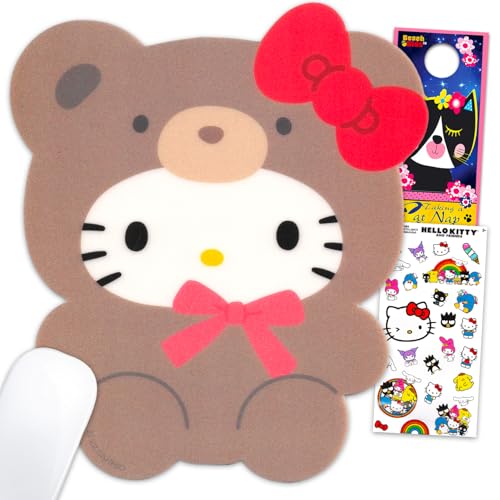 Tappetino per mouse con licenza ufficiale SANRIO Hello Kitty per tutti i fan, bambini e adulti. Il set include anche adesivi Hello Kitty e un segnalibro Hello Kitty.