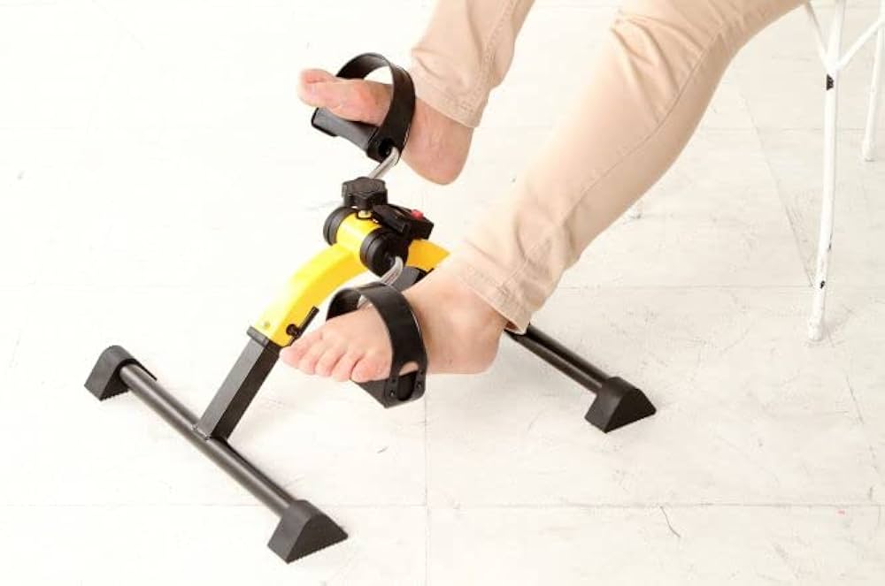 家庭用運動器具 Amazon.co.jp: 【ペダルエクササイズマシーン PX-one