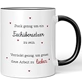 JUNIWORDS Tasse, Stark genug um ein Fachübersetzer zu sein. Verrückt genug, um genau diese Arbeit zu lieben, Schwarz (6118204)