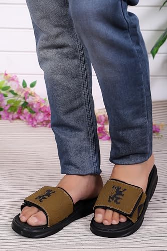 Image of Men Trendy Slides