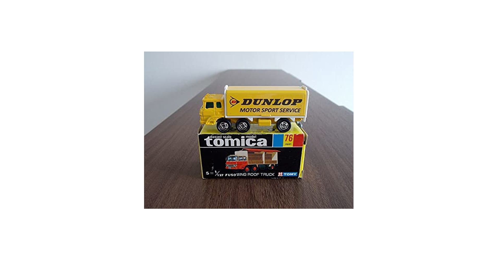 試作品 配布品 ウィング ルーフ トラック DUNLOP 日本製 黒箱 トミカ トミカ No.76-3ふそう ウイングルーフトラック試作品日本製 黒箱