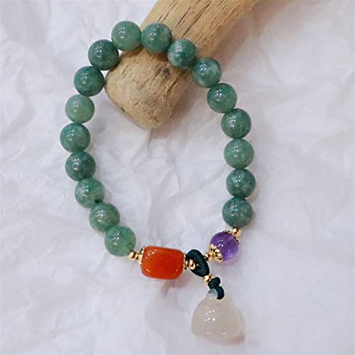 Chalcédoine et jade de prestige, un bracelet féminin d'exception