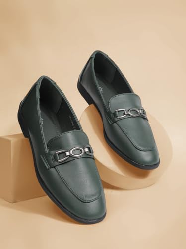 Image of Bata Women Pull On Loafers