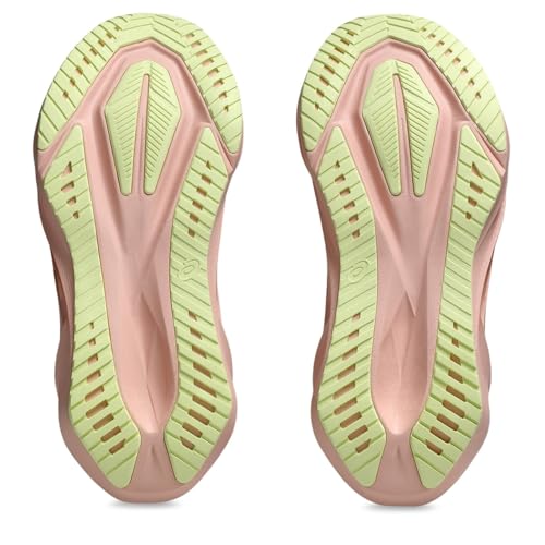 Image of ASICS Women's Novablast 5 Sneaker