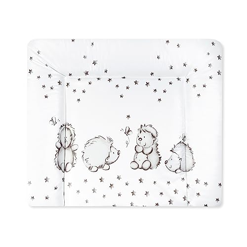 Julius Zöllner® Wickelauflage Softy 65x75 cm - weiche Wickelunterlage - Baby Wickeltischauflage - Folie, wasserdicht & abwischbar - Made in Germany - OEKO-TEX Standard 100 - Igelfamilie Julius Zöllner® Wickelauflage Softy 65x75 cm - weiche Wickelunterlage - Baby Wickeltischauflage - Folie, wasserdicht & abwischbar - Made in Germany - OEKO-TEX Standard 100 - Igelfamilie