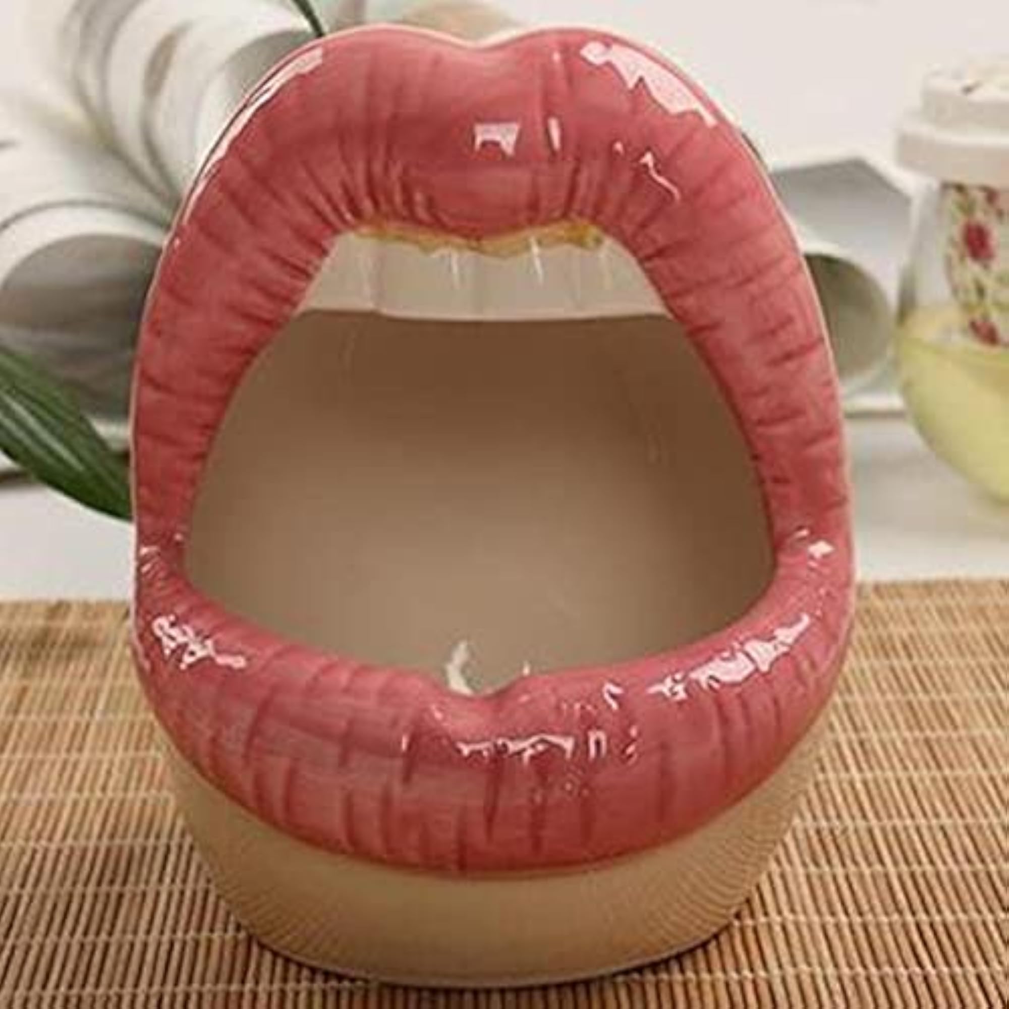 Losa Lips Ceramic Ashtray Boyfriend Gift
