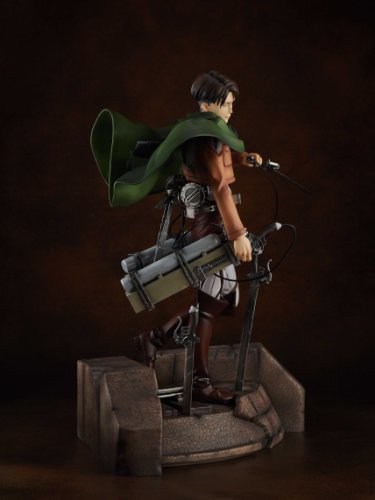 Pulchra Attack On Titan: Levi Pvc Figure (1:7 Scale) #TOP6