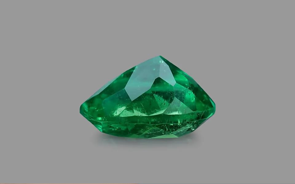 Esmeralda ovalada de 6,25 quilates para lucir en joyería diaria sofisticada 5