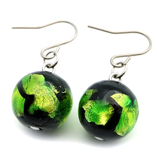 ホタルガラス ピアス レディース グリーン 緑色 チタン製 とんぼ玉 沖縄 お土産 アクセサリー 琉球