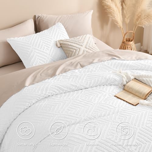 Image of Andency White Comforter Full Size, 3 Pieces Boho Lightweight Fluffy Bedding Comforter Set for Full Bed, Tufted Farmhouse Design Bed Set for All Seasons (1 Comforter 79x90In, 2 Pillowcases)