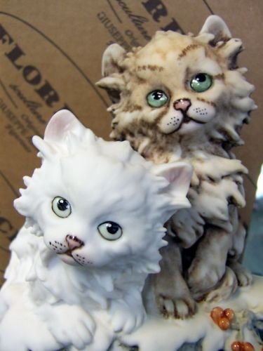 Giuseppe Armani Kittens on Snow Figurine