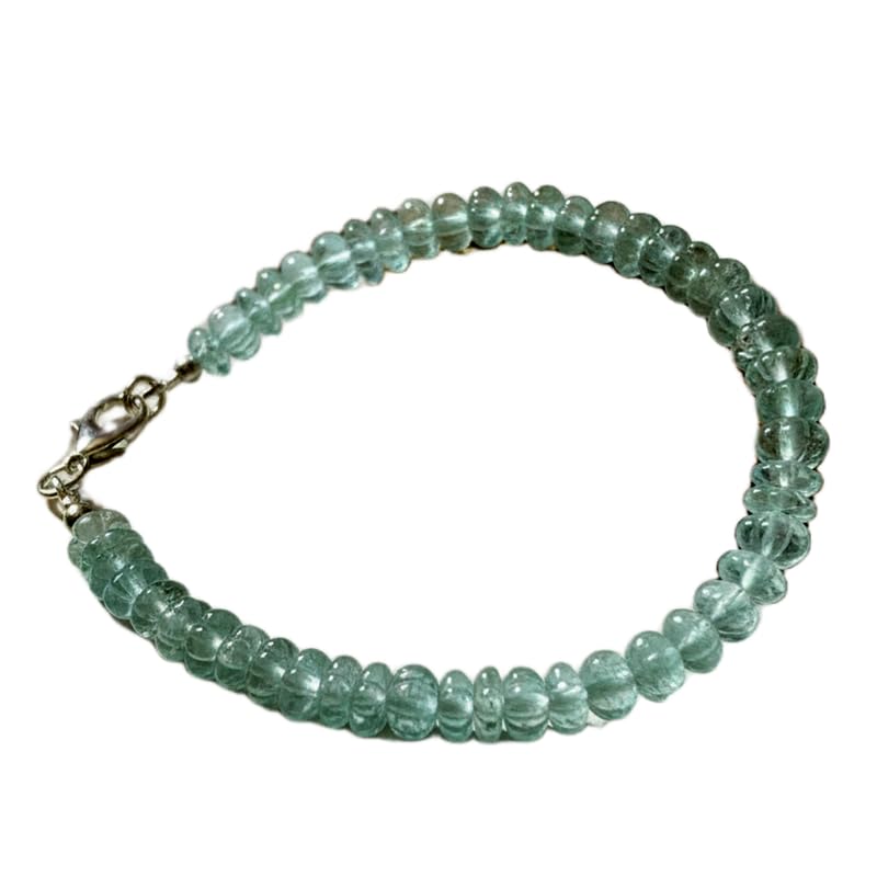 Bracelet apatite naturelle bleue pour sublimer vos tenues d'été et de soirée