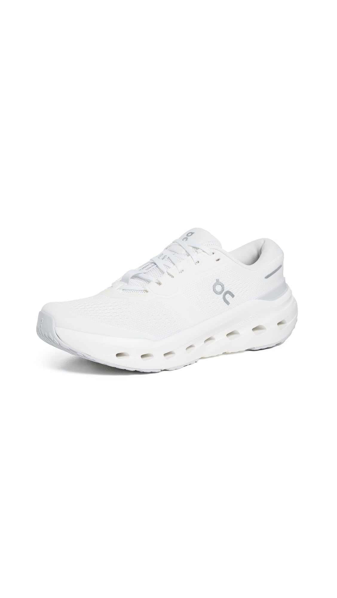 On CLOUDRUNNER 3 -