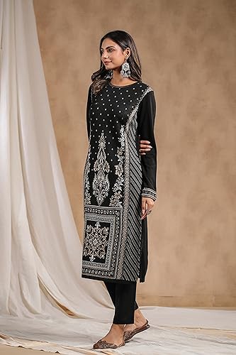 Image of ishin Women's Jacquard Style Ethnic Motifs Straight Winterwear Kurta