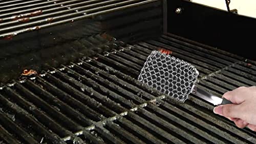 Image of Cast Iron Scrubber Brush with Handle Cast Iron Cleaner Chainmail Scrubber + Pan Scraper, 316 Chain Maille to Clean Pan Pot Skillet Grill Griddle Metal Scrub Wok Scrub Carbon Dutch Oven Carbon Cleaning