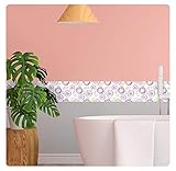 Las cenefas adhesivas son un elemento decorativo que se coloca en paredes y azulejos. Son auto-adhesivas, puedes pegarlas encima de la pared o azulejos, y así cambiar su aspecto. Renueva tus paredes y azulejos de forma sencilla con estas cenefas decorativas de forma rápida, limpia y sencilla.