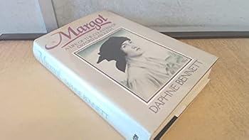 Hardcover Margot: A life of the Countess of Oxford and Asquith Book