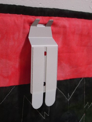 No See Ums Invisible Hanger A SLEEVE OR LOOPS ON THE BACK REQUIRED. For Quilts With Sleeves thumb #2