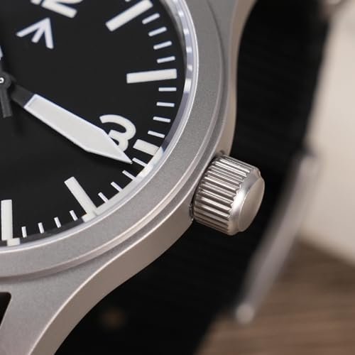 Image of Militado ML05 38mm VH31 Quartz Watch - Domed Sapphire Crystal Field Watch C3 Super Luminous Retro Sweep Wrist Watch for Men 100M Waterproof