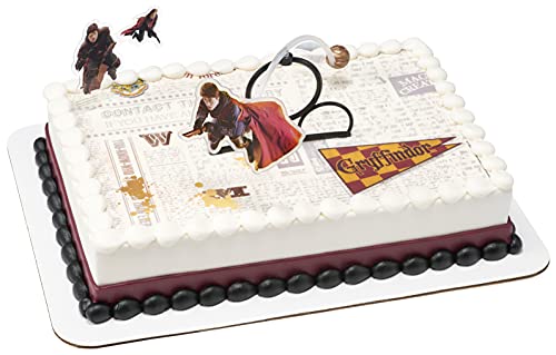 HARRY POTTER™ Quidditch Chase Cake Topper | 3 Piece Party Decoration Set by DecoPac - Used condition - Image 3