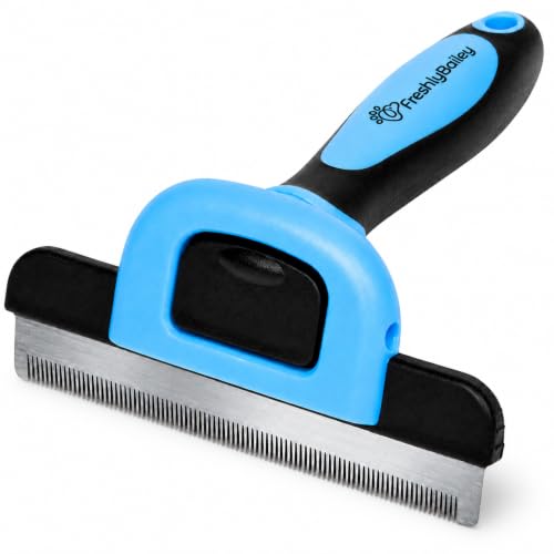 Freshly Bailey Short Hair Deshedding Brush