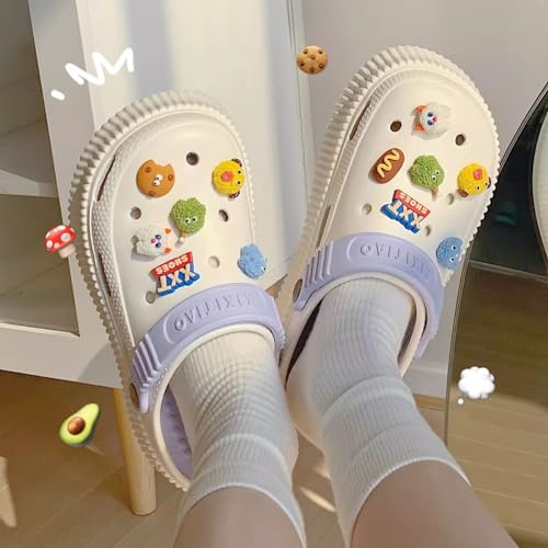 Women’s Slides with Holes and Charms Cute Summer Slippers Non-Slip Sandals3