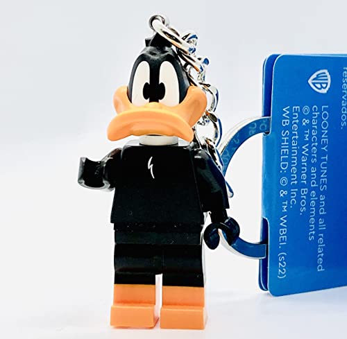 LEGO Keyring, Looney Tunes, Daffy Duck, Sturdy Metal Chain with Key Ring, Compact Accessory for Kids Ages 6+
