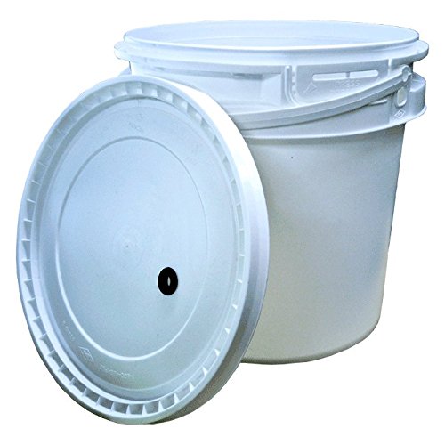 FastTrack Fermentation Bucket ,Home Brewing Wine Fermenter ,2 Gallon Fermenting Bucket with Lid, 100% Food Grade-BPA Free Fermenting Bucket for your Beer, Wine or any other Fermented Beverage