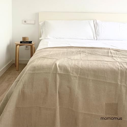 MOMOMUS Dünne Tagesdecke, Bettüberwurf Vielseitiger oder Dünne Überwurf für Bett - Leichte, Praktisch, Komfortabel - Ideal als Überwurfdecke für Sofa, Sessel und Bett - Beige, 150x200 cm