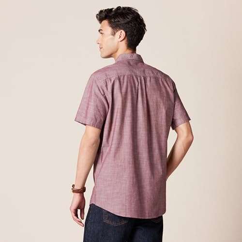 Image of Amazon Essentials Men's Regular-Fit Short-Sleeve Button-Down Chambray Shirt