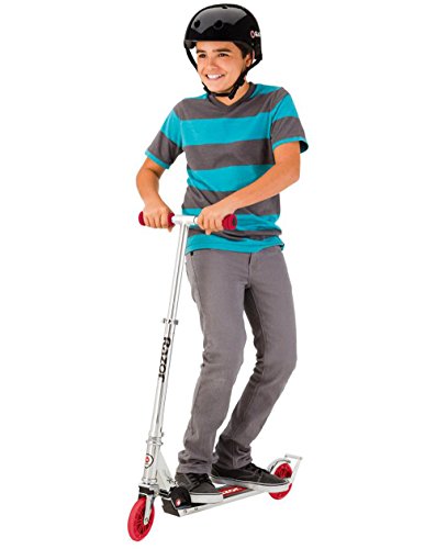Scooters, Imagen adicional